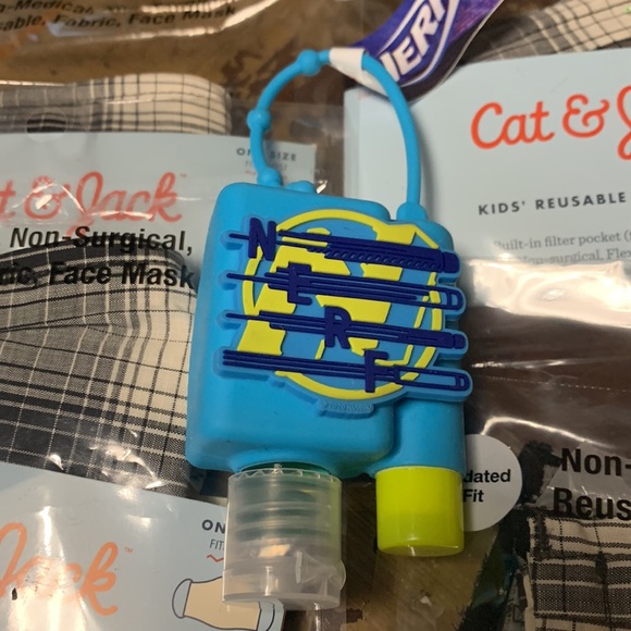 Mask Nerf  sanitizer/lip balm and holder 8 mask - Picture 2 of 5